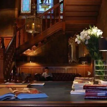 Château La Thuilière Couette-café 4*