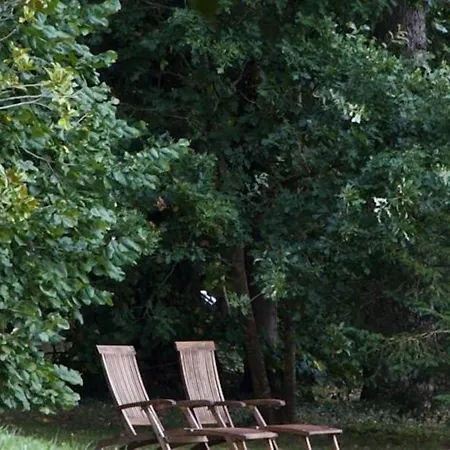 Château La Thuilière Couette-café Saint-Front-de-Pradoux