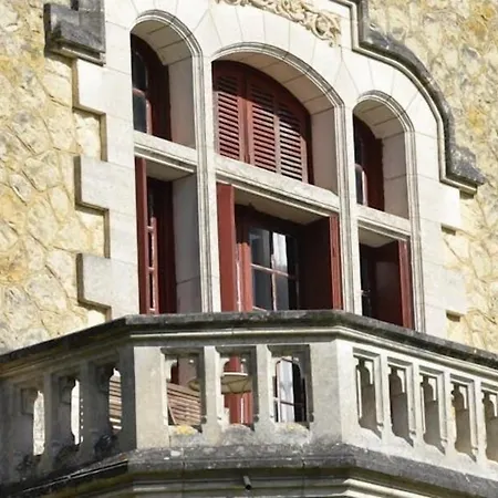 Chateau La Thuiliere Panzió Saint-Front-de-Pradoux