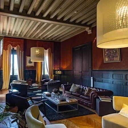 Bed and breakfast Chateau La Thuiliere