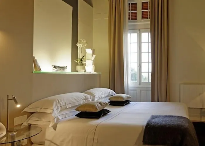 Chateau La Thuiliere 4* Saint-Front-de-Pradoux