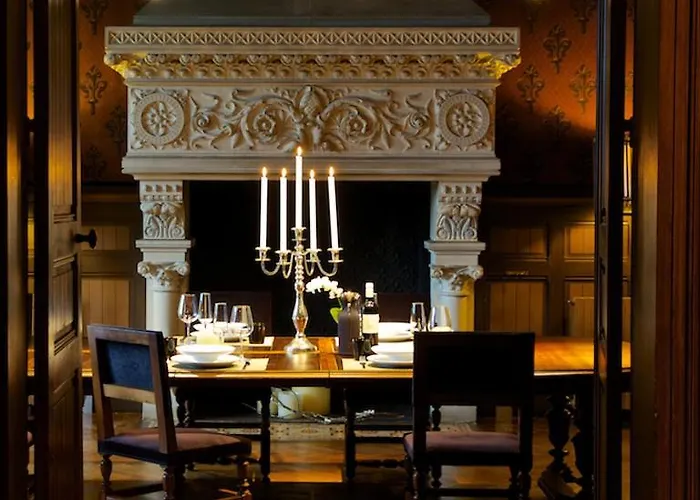 Chateau La Thuiliere Bed & Breakfast Saint-Front-de-Pradoux