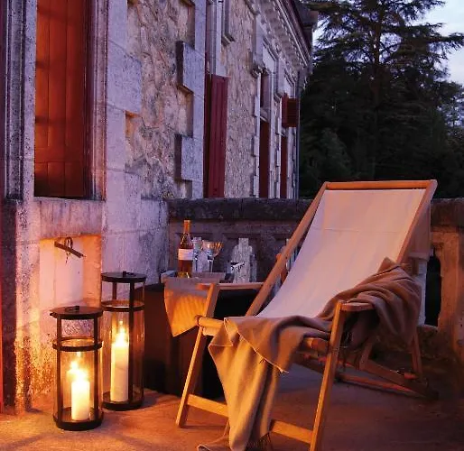 Chateau La Thuiliere Bed & Breakfast