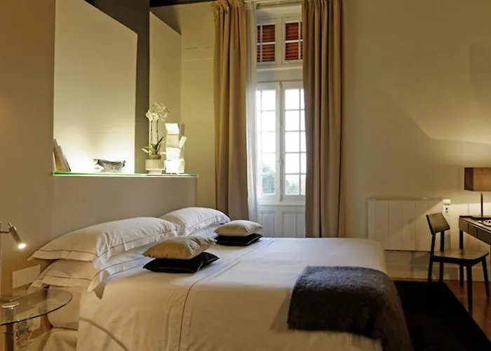 Bed & Breakfast Chateau La Thuiliere Saint-Front-de-Pradoux